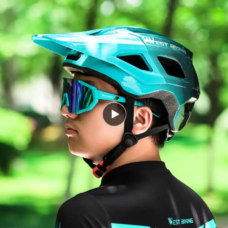 

Ultralight Motobike Bicycle Cycling Helmet Outdoor Riding Safety Cap Men Women MTB Road Electric Bike Integrally-molded Helmet