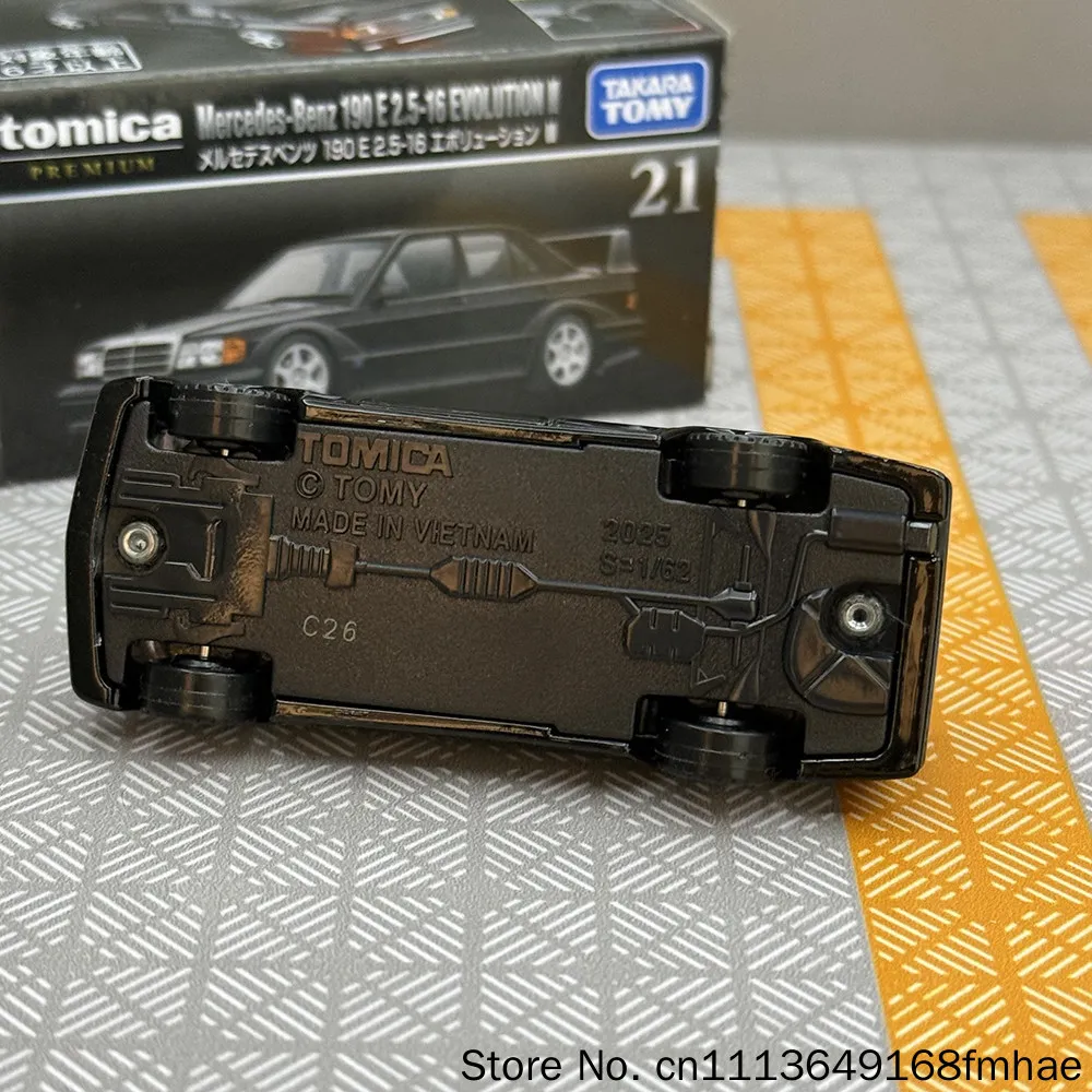 Фото Коллекционная модель автомобиля Tomy Tomica из литого сплава Mercedes 190E 2.5 16 Evolution Premium Black Box TP21 для взрослых коллекционеров №5