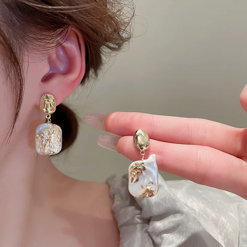 

Minar New Trend Freshwater Pearl Long Dangle Earrings for Women 14K Gold Plated Copper Shiny Flake Geometric Earrings Oorbellen