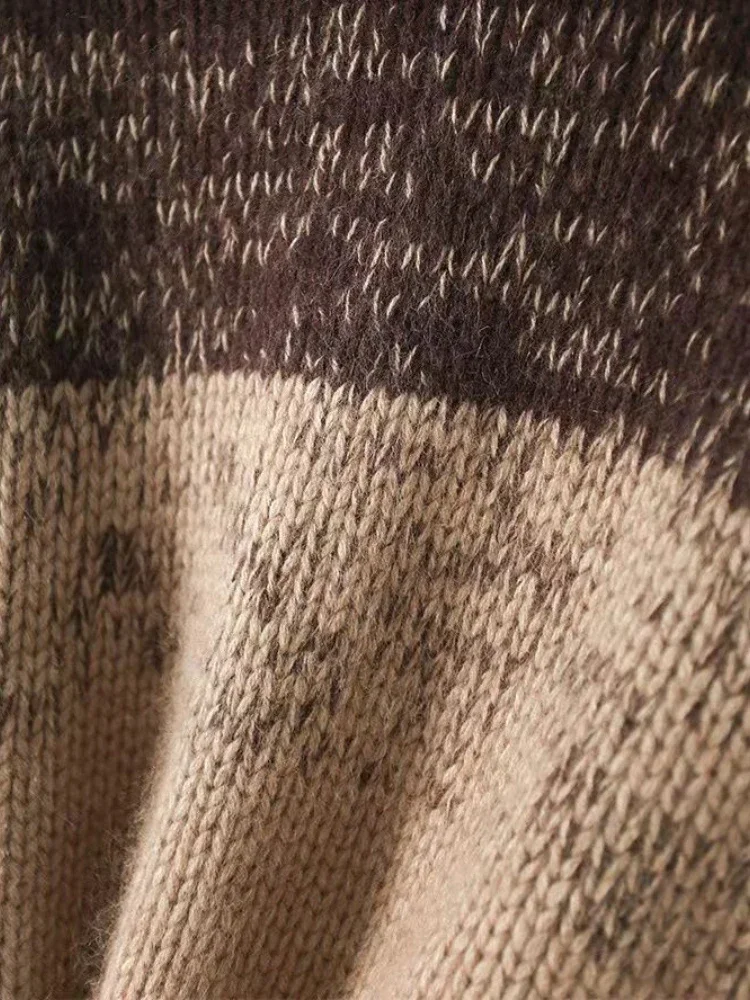 Женский вязаный пуловер с круглым вырезом и длинными рукавами