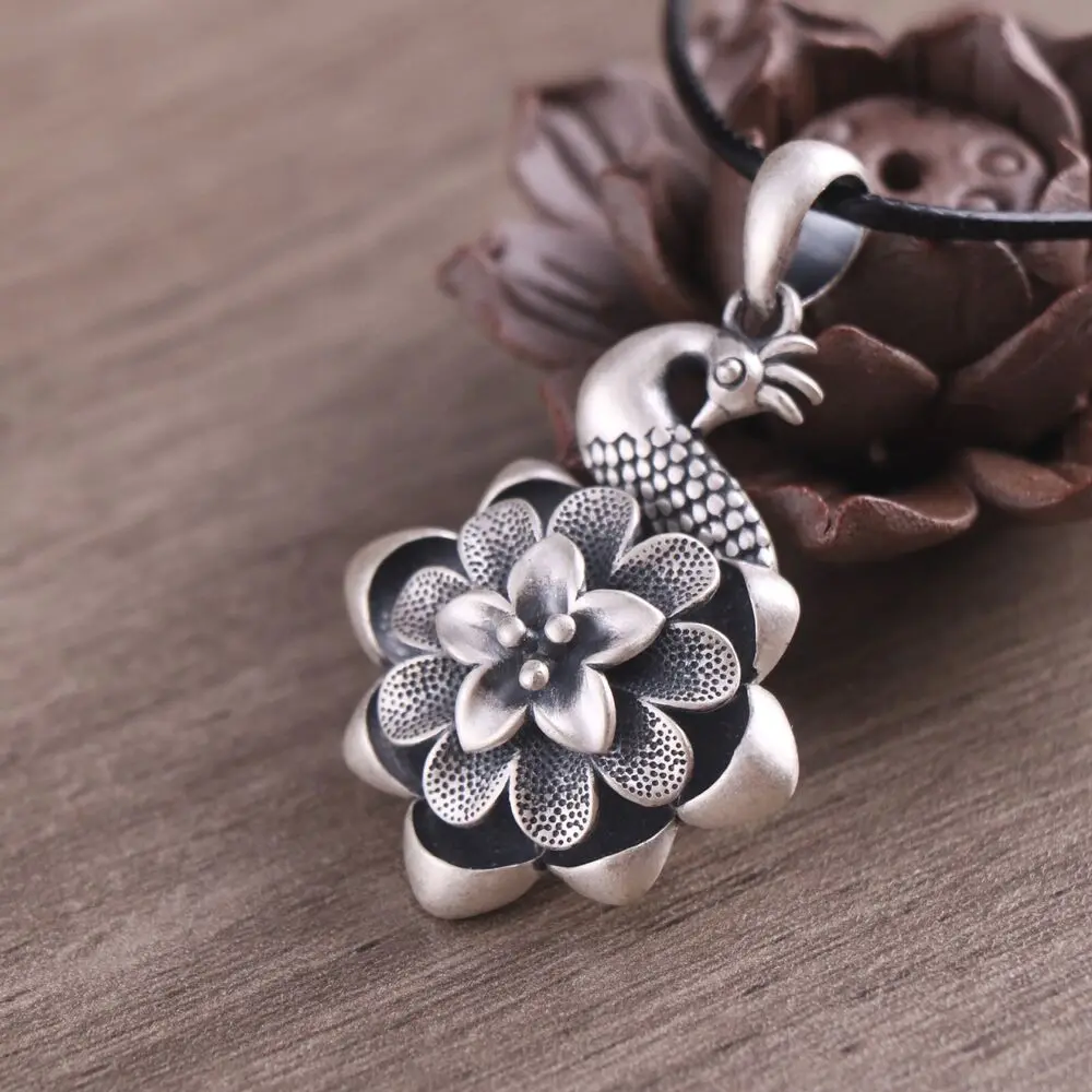 

Pure S990 Sterling Silver Men Women Lucky Flower Peacock Pendant 14.5g