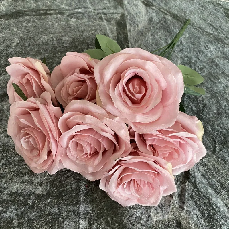 

Искусственные розы из шелка, набор из 7 штук