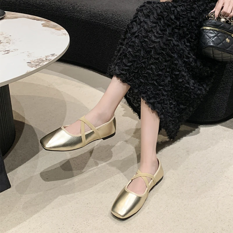 Женские летние туфли без каблука квадратные с открытым носком балетки