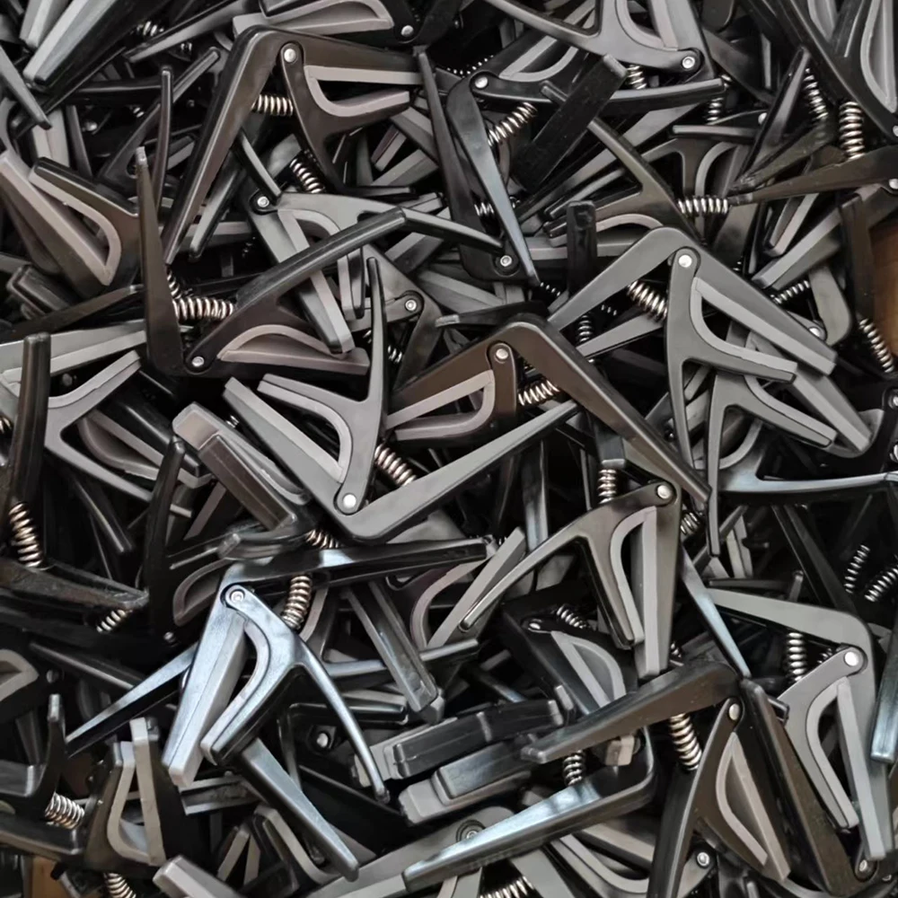 Каподастр для гавайской укулеле 4 струны |