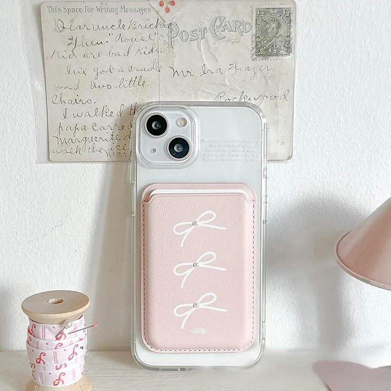 Чехол для телефона с бантом и жемчугом