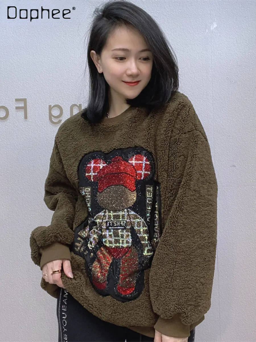 

2022 Winter Fleece-Lined Thick Round Neck Pullover Long Sleeve Top Women's Warm Lamb Wool Loose Cartoon Rhinestone Coat Female