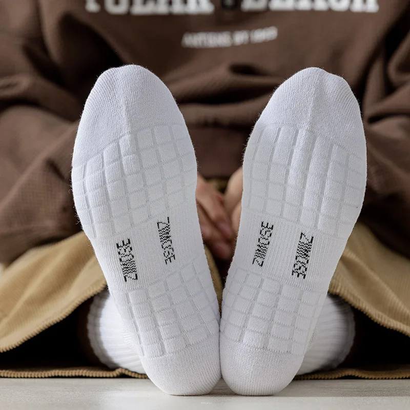 1Pair Cotton Men Socks High Quality Towel Bottom Mid-tube Sweat-absorbing Sports Socks Basketball Soccer Shock Absorption Sock
