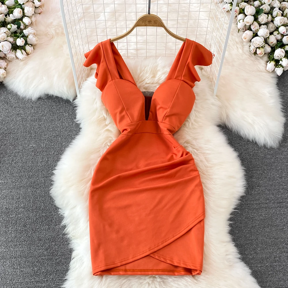 

Женское облегающее платье с глубоким V-образным вырезом, без рукавов