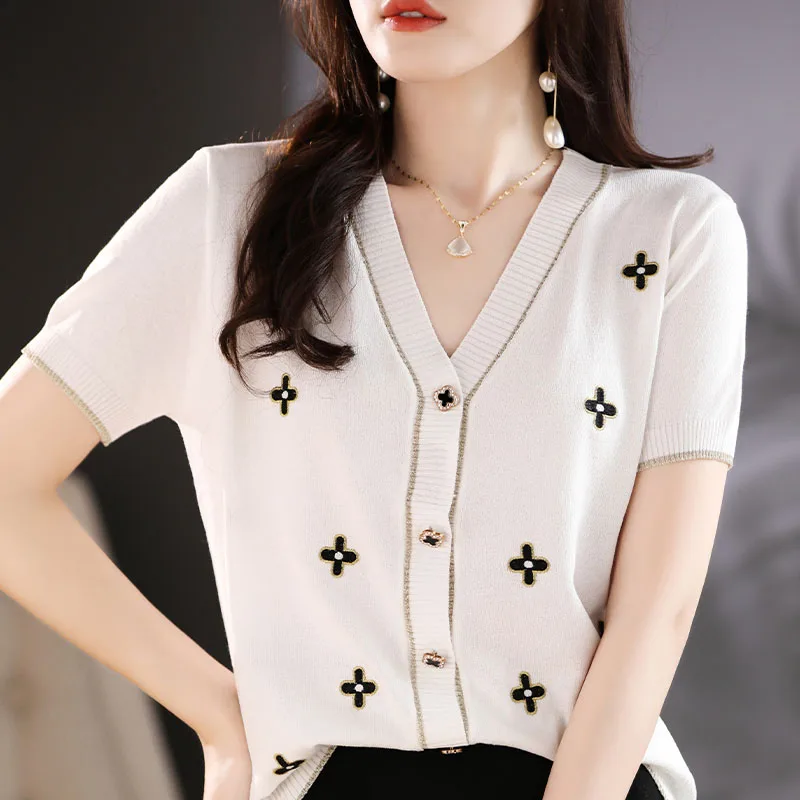 

Four-Leaf Clover T-Shirt Women's Summer New Loose V-Neck Ice Silk Short-Sleeved Cardigan Joker Slim Knit Half-Sleeve Top