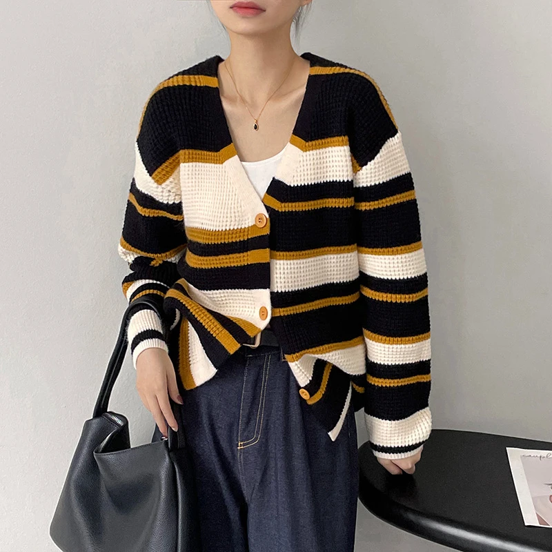 

Женский трикотажный кардиган в полоску, элегантный однобортный свитер с длинным рукавом и V-образным вырезом, повседневная трикотажная оде...