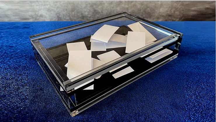 Хрустальная заготовка от Дэвида Регала проект Фаро в тафельном тумане Патрика