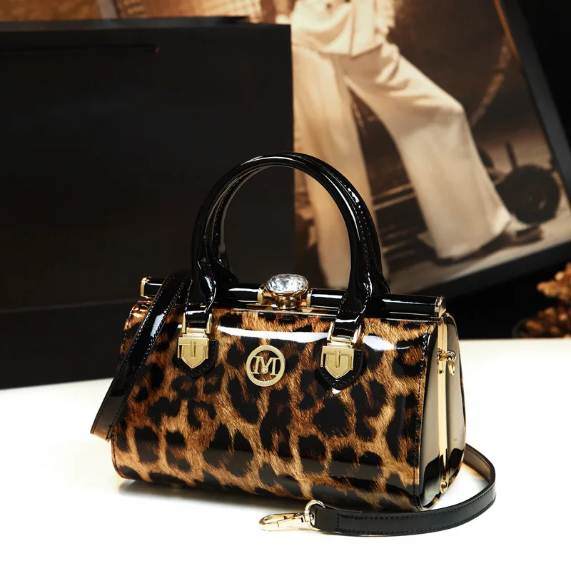 

100% Real Cowhide Top Quality 2023 New Premium Texture Patent Leather One Shoulder Boston Crossbody Bag Tote Bag Purses Sac Gg