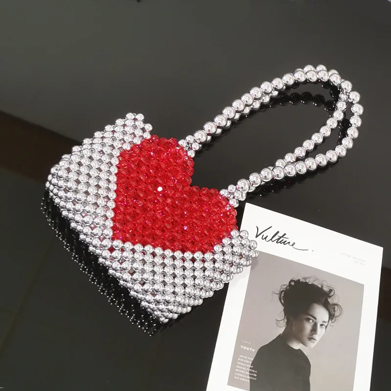 

Love Peach Heart Bag Hand-woven Beaded Pearl Handbag Shoulder Retro Hollow Metal Evening Bag for Women 2022 Purses