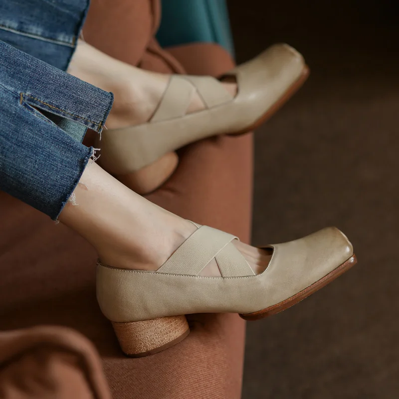 Туфли женские в ретро стиле квадратный носок перекрестная шнуровка повседневные