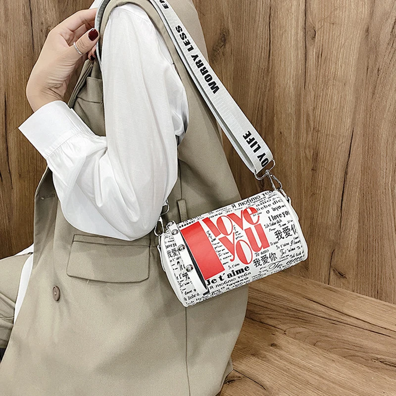 

Women Fashion Duffel Bag Shoulder Bags PU Soft Leather Letter Pounch Casual Phone Package Wallet Student Messenger Packet