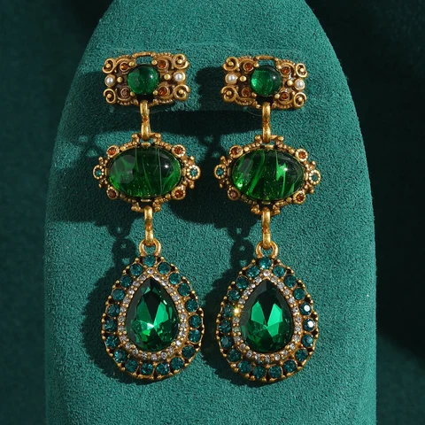 LOVE GREEN LIVE GREEN Серьги-капельки из меди с зелёными камнями