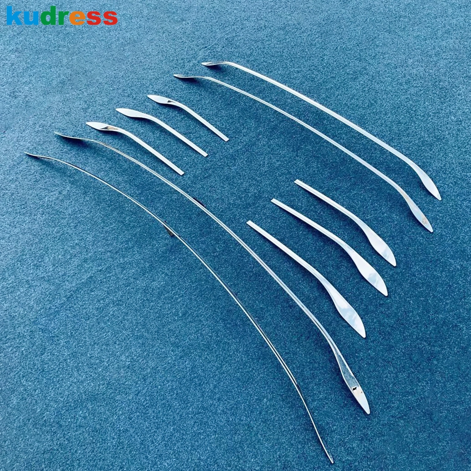 

Front Center Grille Grills Trim Cover For Toyota Venza Harrier 2020 2021 2022 Steel Molding Exterior Accessories Car Styling