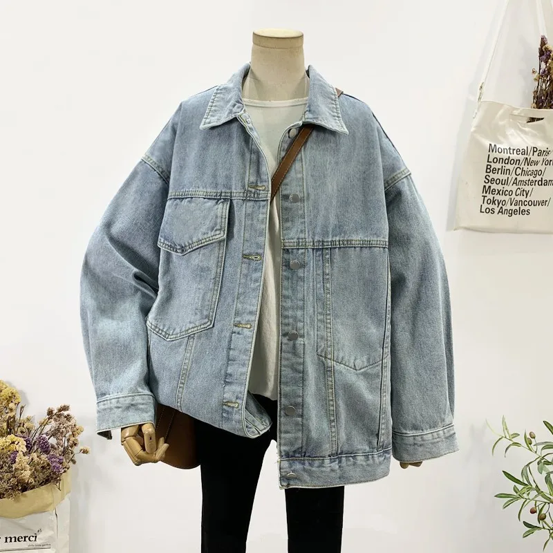 

Spring Women Casual Vintage Light Blue Denim Jacket Loose Big Pocket Casual Lapel Long Sleeve Jeans Jacket Female Chaqueta Mujer