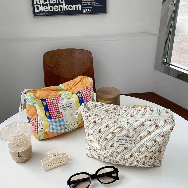 

Большая косметичка из хлопчатобумажной ткани на молнии, красивая женская сумка для стирки, новая стеганая косметичка, женские портативные сумки для туалетных принадлежностей, сумка