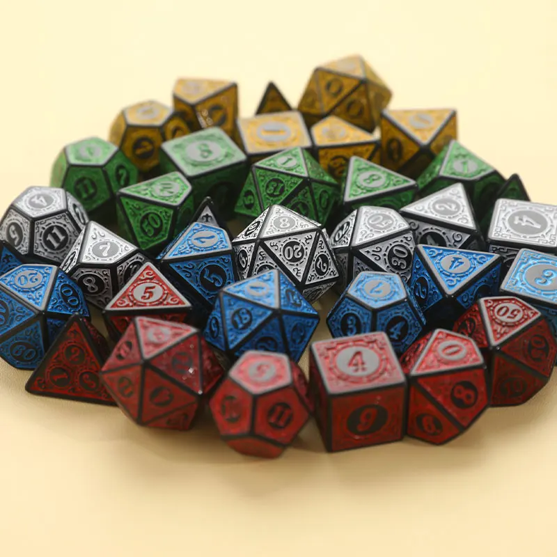 

7pcs/set Polyhedral 7-Die Carved Pattern Dice Set D4 D6 D8 D10 D% D12 D20 For Game For RPG DND