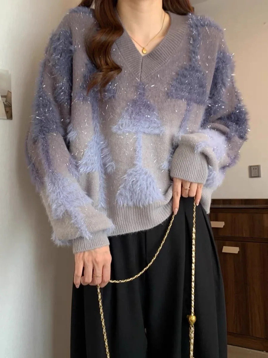 Блестящий свитер с v-образным вырезом и градиентными цветами женский