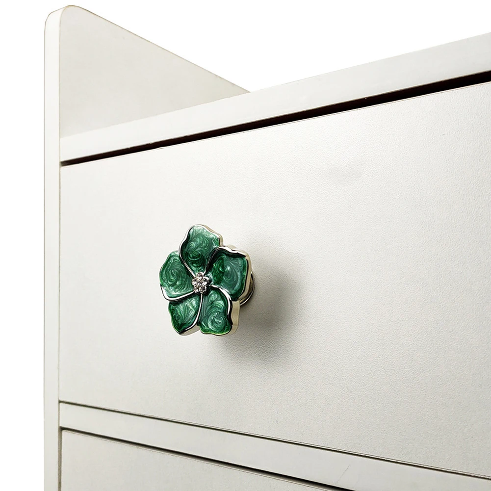 

Flower Knobs Knob Height:24mm Silver+Green Silver+White Zinc Alloy Gold+Green Gold+White Diameter Of Knobs: Approx 45mm