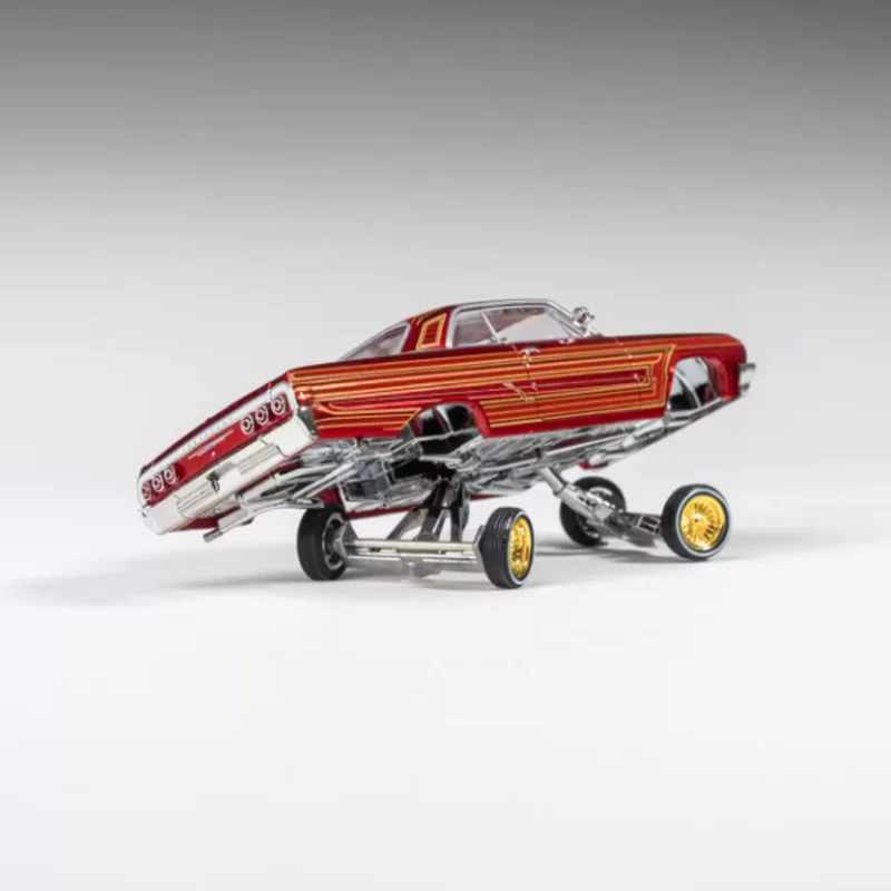 Фото Коллекционная модель автомобиля 97M Diecast Impala 1964 Low Rider в масштабе 1:64, имитация из сплава, украшение, праздничный подарок, статическая модель для демонстрации №4