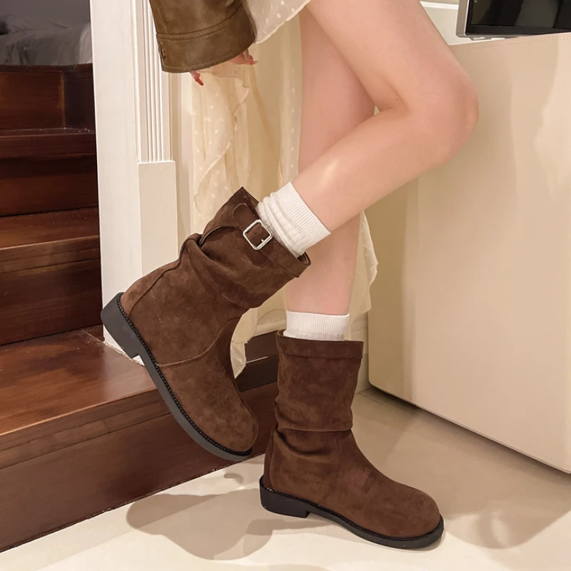 Женские ботинки на низком каблуке Нескользящие с ремешком и пряжкой