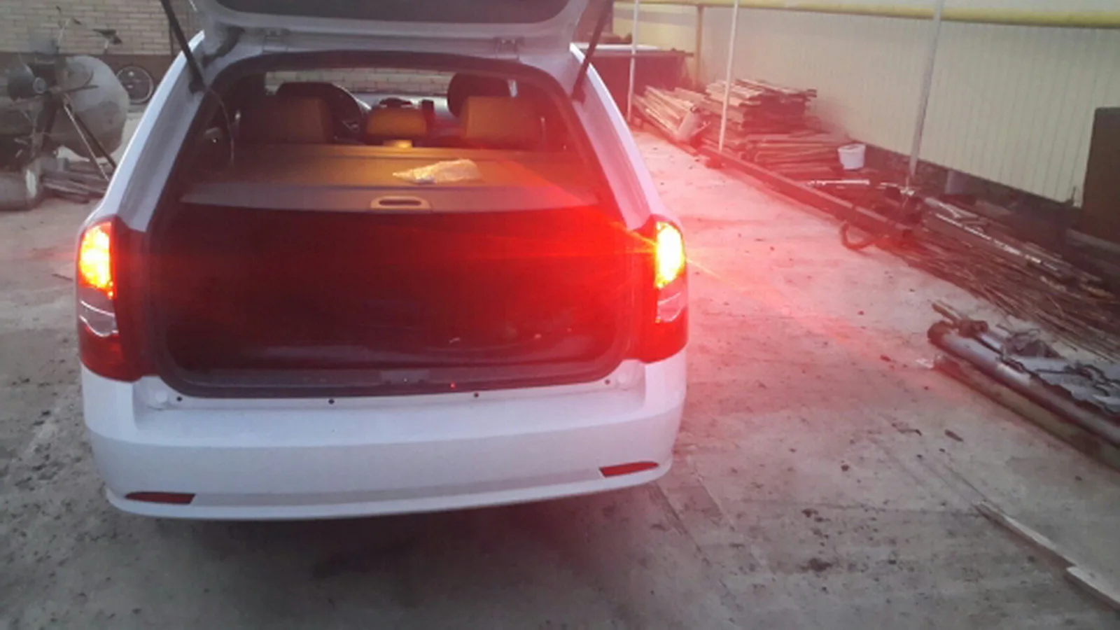 Лампа заднего стоп-сигнала BAW15d 567 PR21/5W светодиодный 40 SMD задняя противотуманная