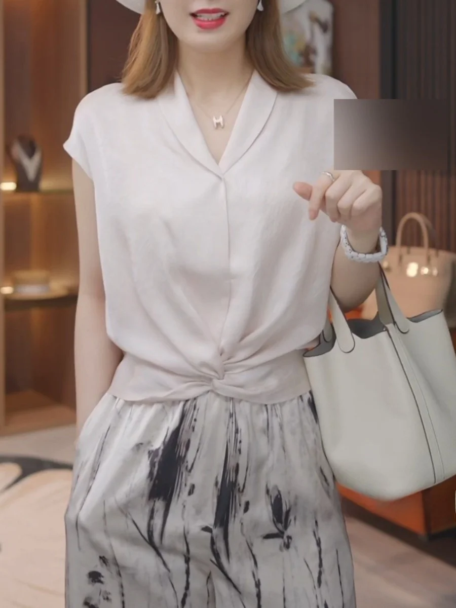 Женские рубашки с v-образным вырезом и нерегулярным витым подолом новинка лета 2024