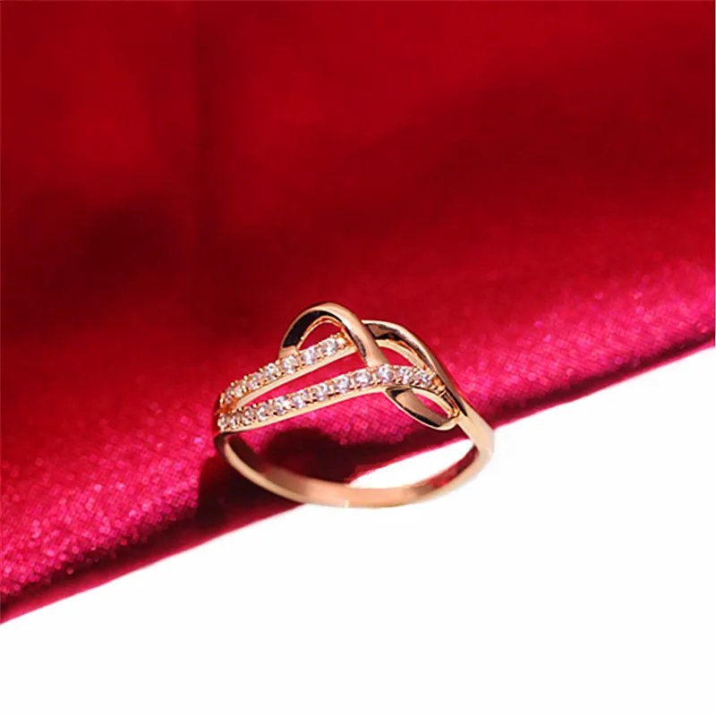 

New In 585 Purple Gold Inlaid Crystal Rings for Women Light Luxury Simple Plating 14K Rose Gold Charm Party Jewelry Gift