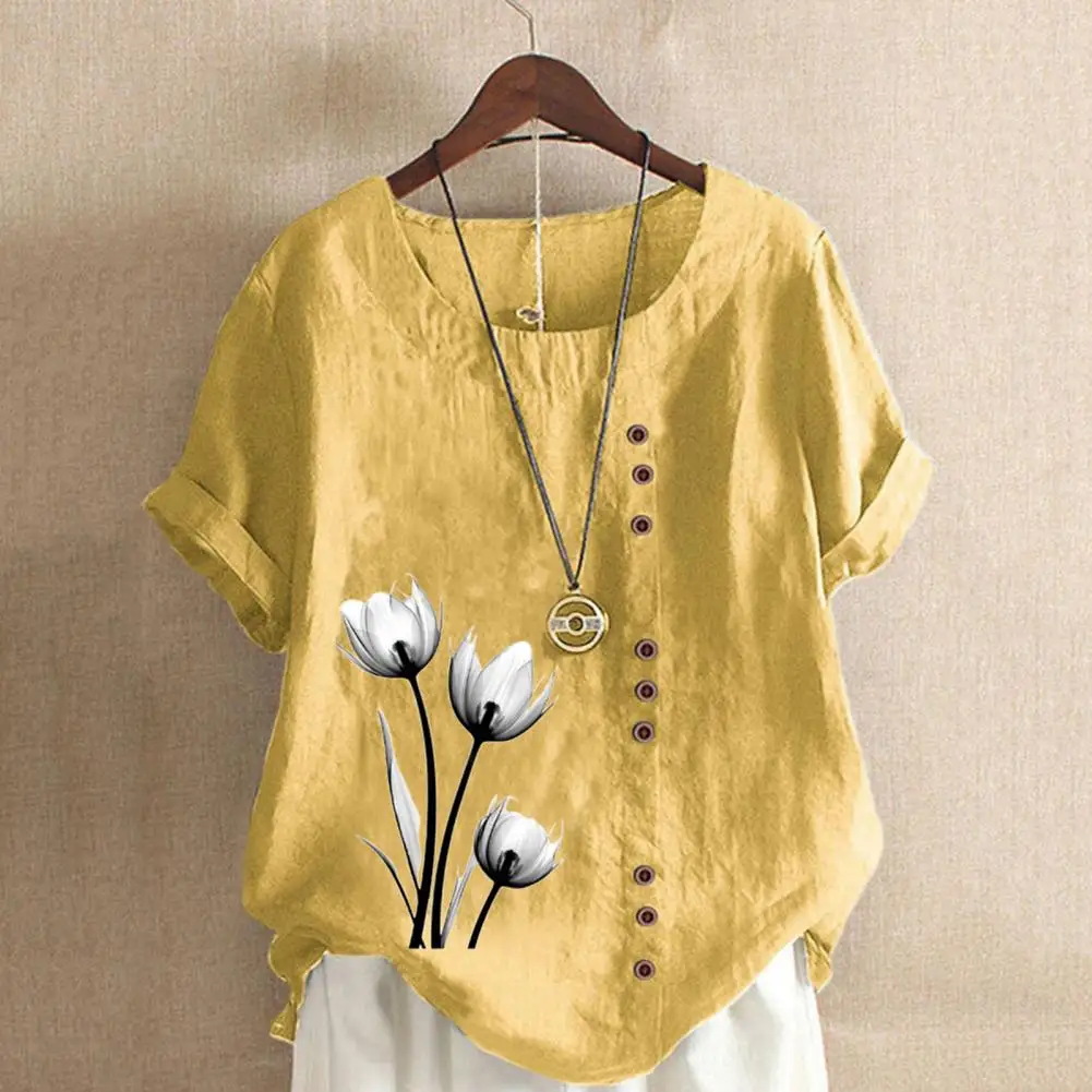 

Women Floral Print Top Vintage Style Flower Print Women's Summer T-shirt Short Sleeve Round Neck Pullover with Button Decor A