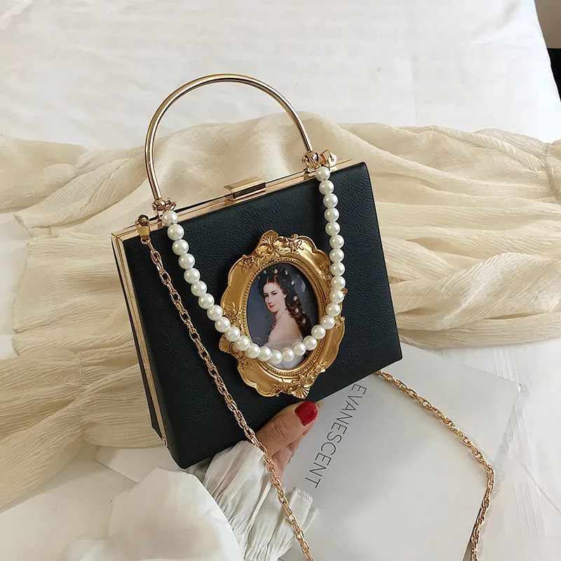 

Женская сумка с жемчужными бусинами, маленькая квадратная сумочка в стиле ретро с рисунком маслом, изысканная элегантная сумка-мессенджер на плечо с цепочкой