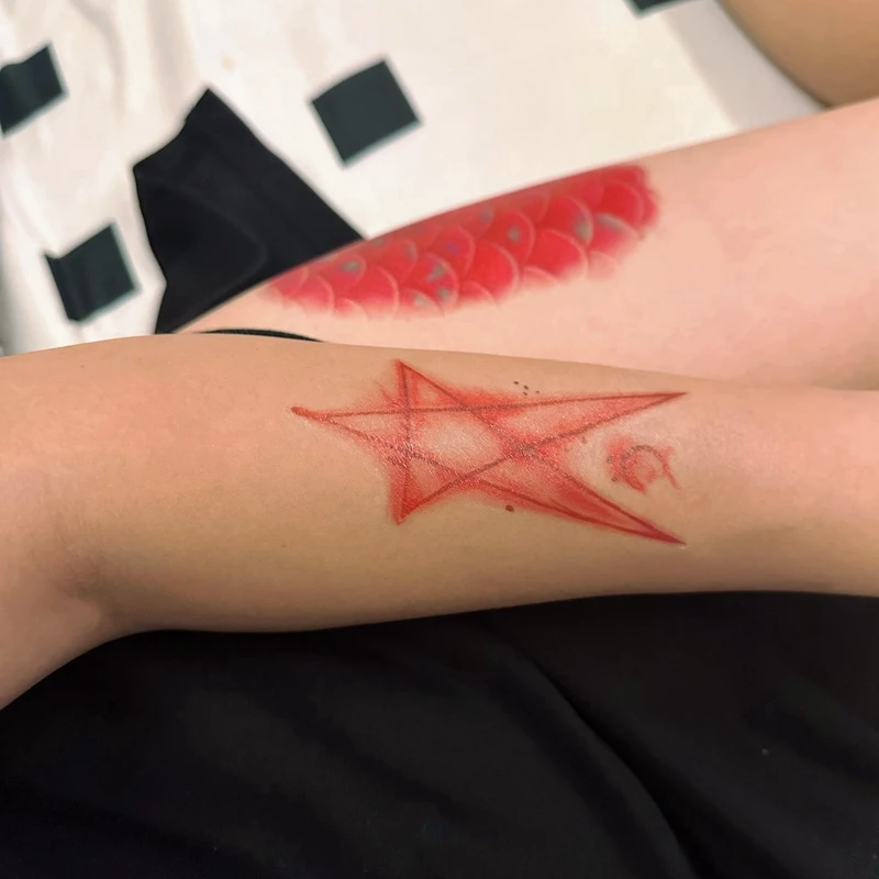 Градиентные временные тату-наклейки в виде рыбьей чешуи шрамы искусство