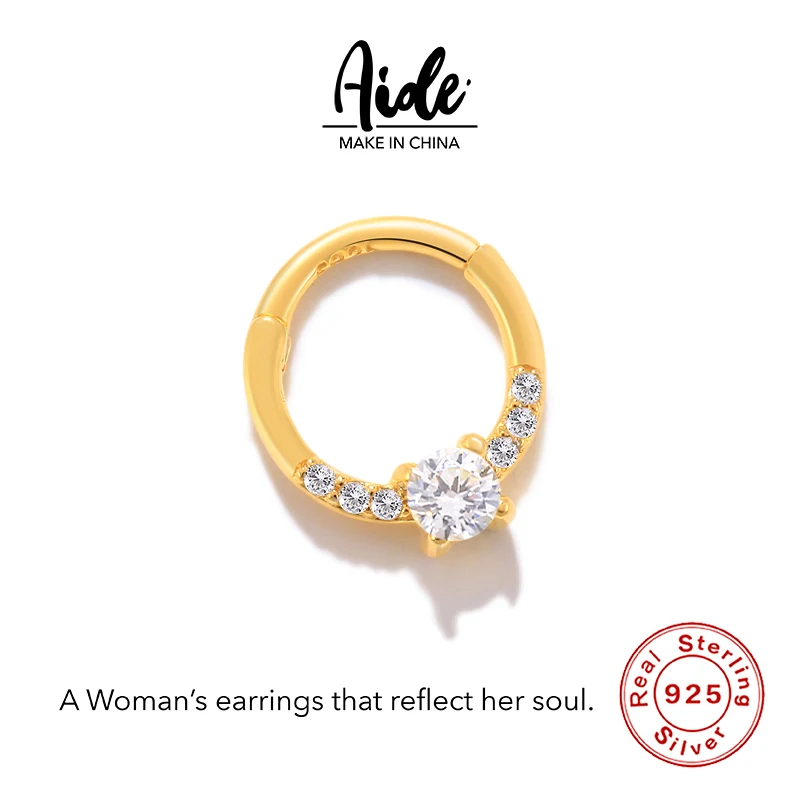 

Aide Girls S925 sterling silver earrings inlaid with 7 small transparent crystal earrings earrings ladies piercing earrings