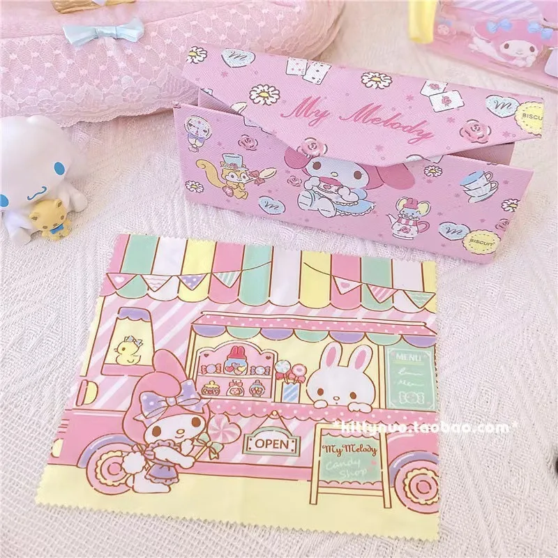 

Kawaii Sanrio glasses case cute Kuromi Melody portable triangle foldable school supplies cartoon girl student myopia storage box