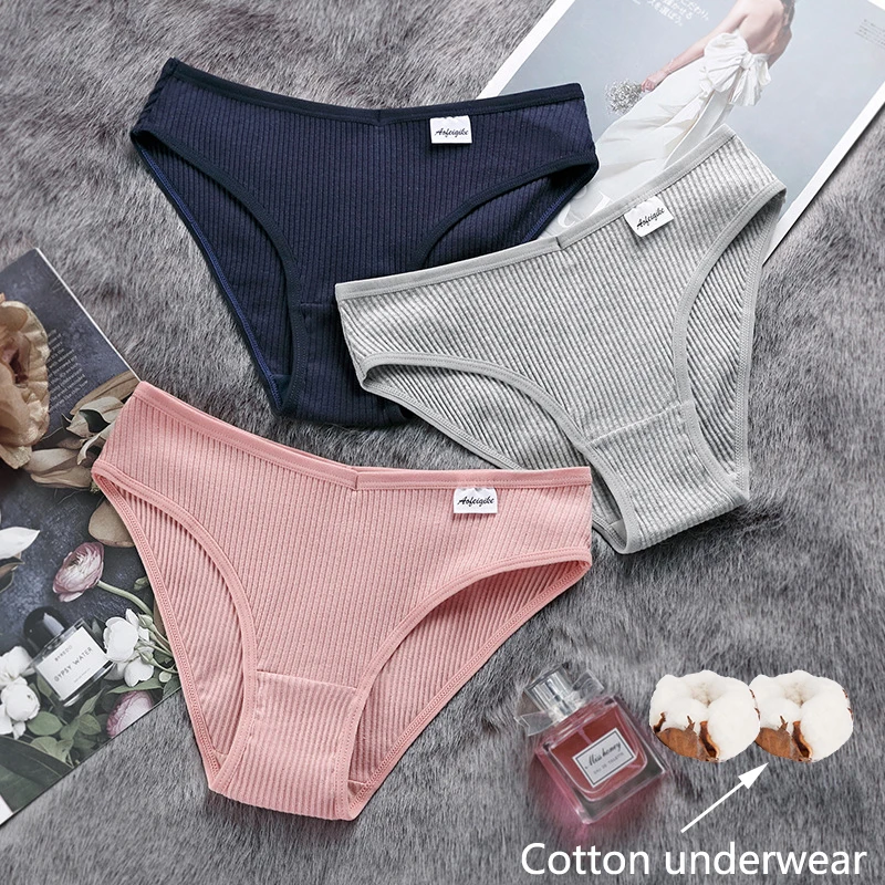 Женские хлопковые трусы S-2XL цвет в ассортименте