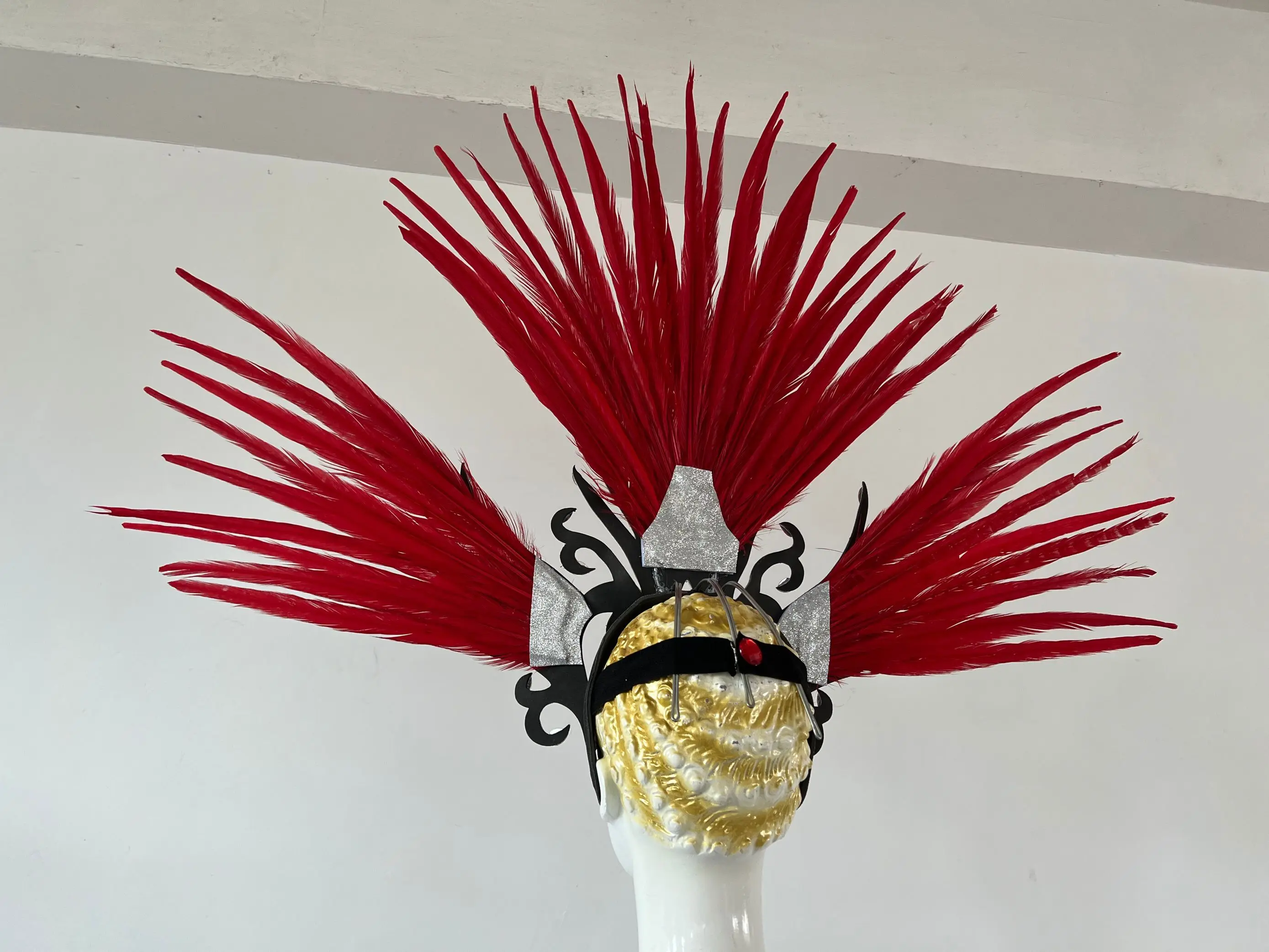 Латинские танцы Самба аксессуары Модный изысканный головной убор перья