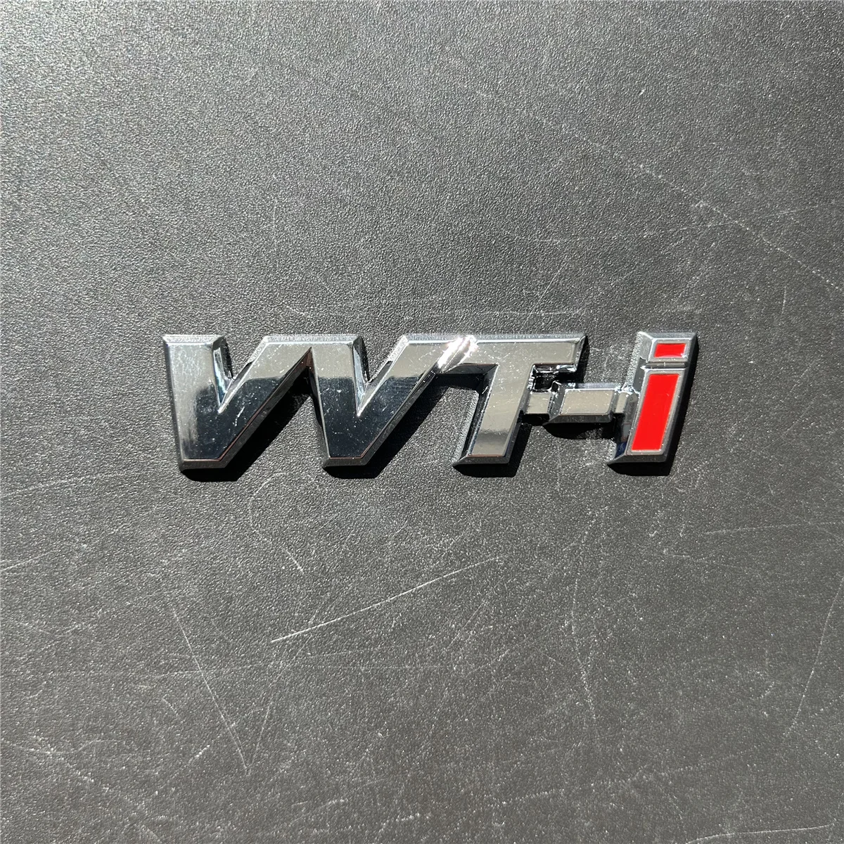 Автомобильная наклейка с логотипом VVTi эмблема на крыло значок боковое