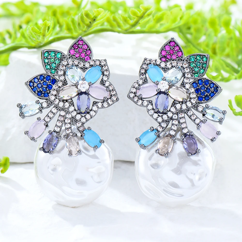 

Soramoore New Vintage Geometric Earrings for Women Statement Jewelry Fashion Jewelry Trendy Gift High Quality Round Pearl