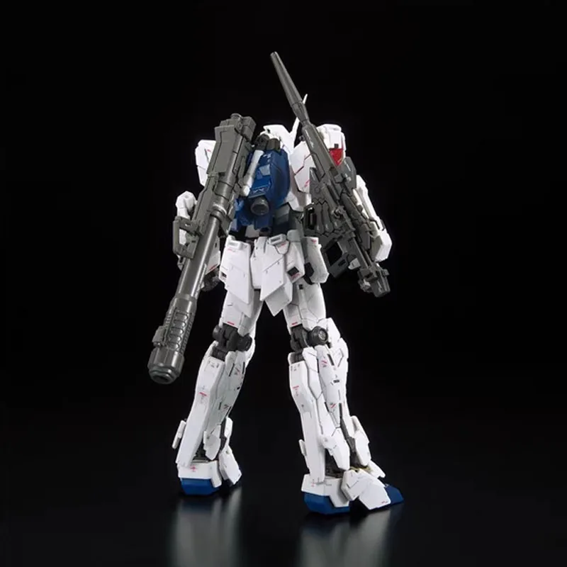 Фото Оригинальная сборная модель Bandai Anime UNICORN GUNDAM RG 1/144, игрушка-фигурка, подарок, коллекционные украшения для мальчиков и детей №4