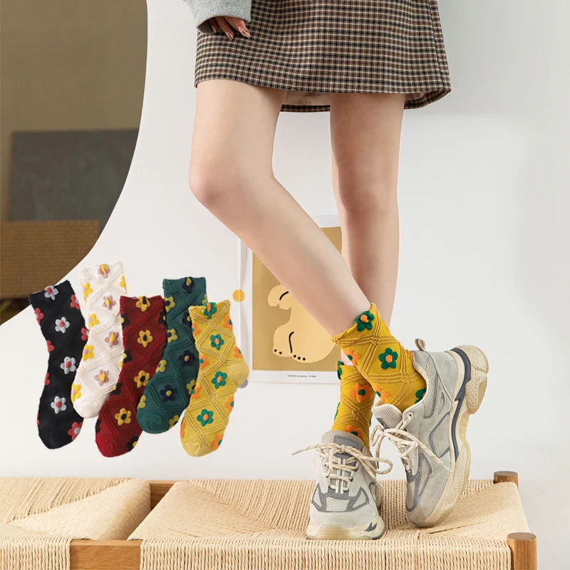 

New 2023 Autumn Women Flower Socks Floral Japanese Kawaii Cute Socks Korean Style Solid Color Harajuku Vintage Crew Socks