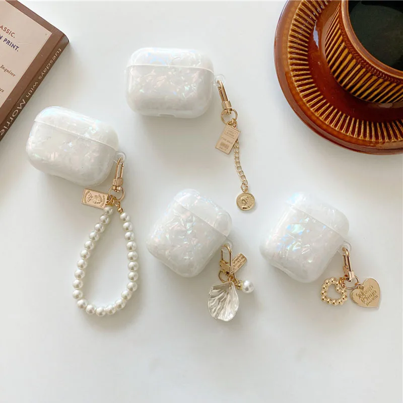 

Dreamy White Glossy Shell Pearl Bracelet Keychain Earphone Soft case For Apple Airpods 1 2 Pro 3 Wireless Headset Box Cover