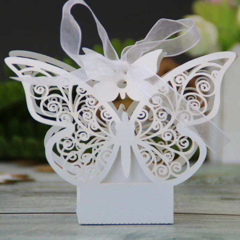 

50Pcs Butterfuly Laser Cut Wedding Bridal Favors Gifts Box Candy Boxes With Ribbon Christening Baby Shower Wedding Party Decor