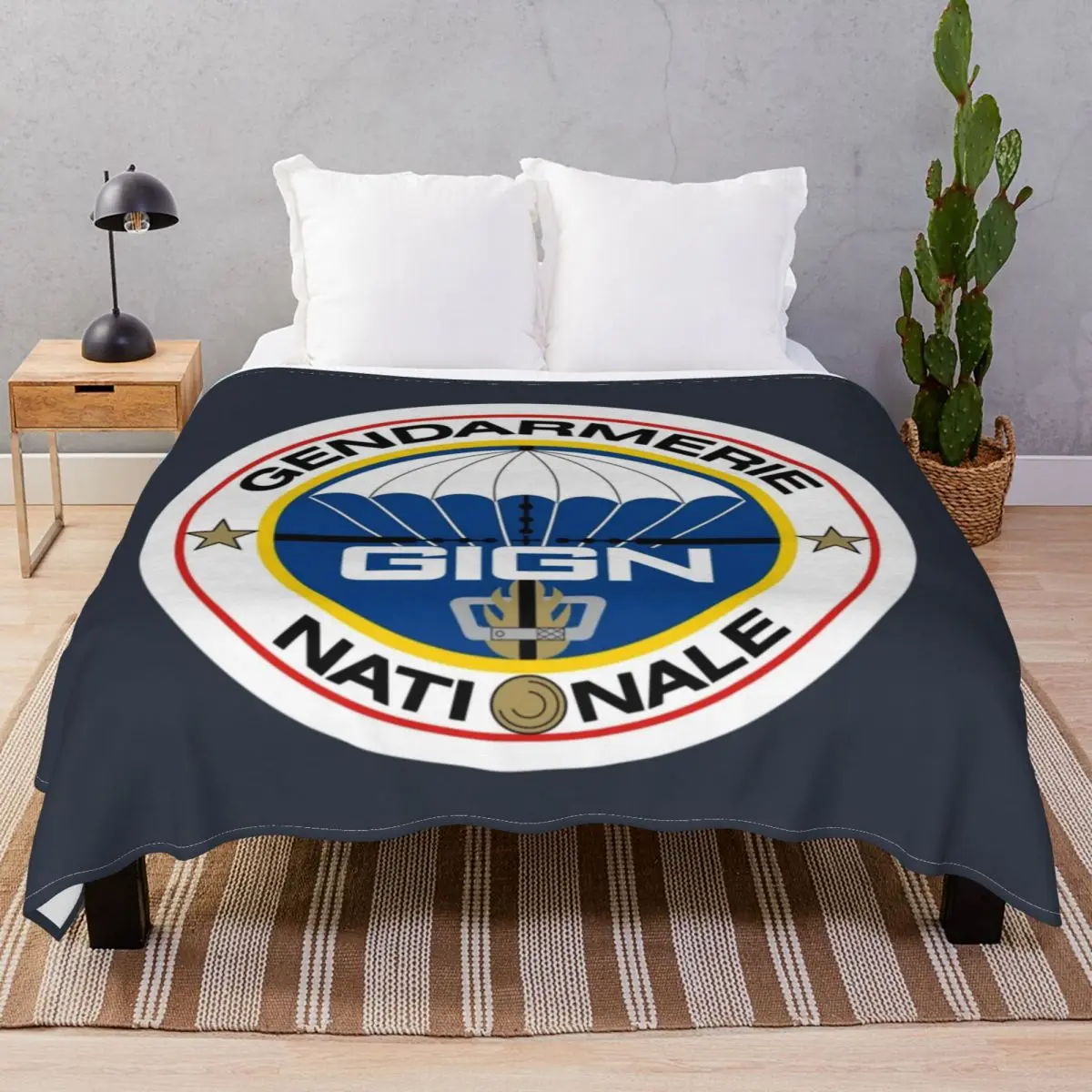 GIGN Logo Blanket Fleece Plush Decoration Multi-function Throw Blankets for Bedding Home Couch Travel Office