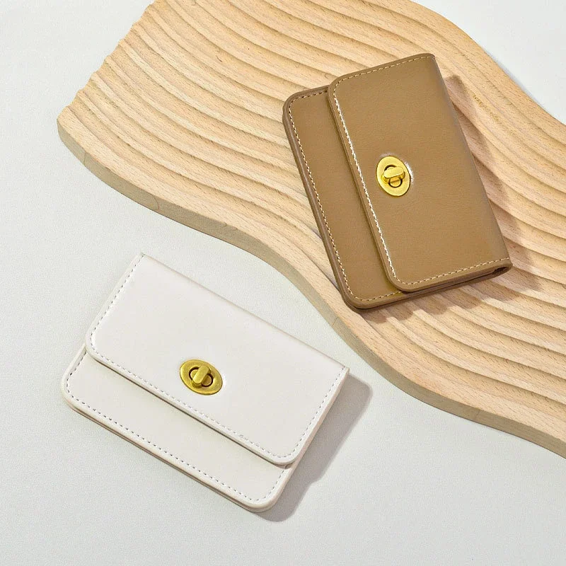 

Niche new mini wallet Lightweight retro lock ins multi-layer card bag
