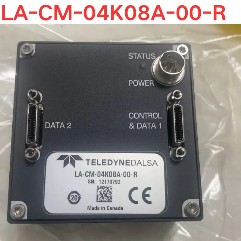 Бывшая в употреблении камера со встроенным интерфейсом черно-белая 4K