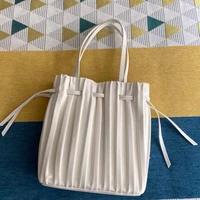 white pleated bucket bag 2022 new womens bag single shoulder messenger bag versatile black banded bag