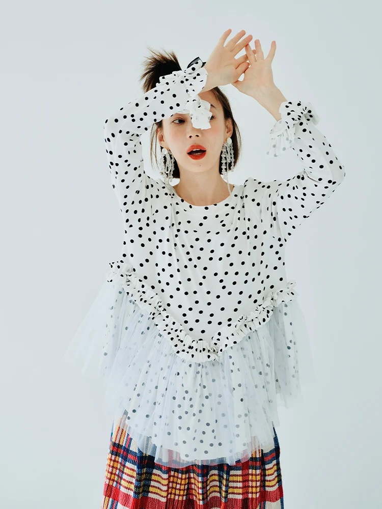 imakokoni original design round neck pullover long sleeve mesh panel T-shirt polka dot thin stretch casual tops for women