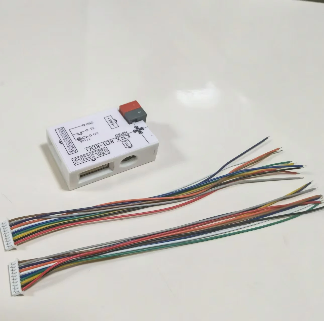 Модули ввода-вывода KNXSS KNX 8DI+8DO H8I8O